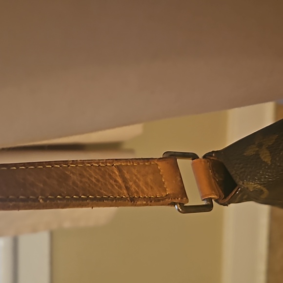 Louis Vuitton  Monogram Musette Salsa Preloved Great Shape - Picture 11 of 17